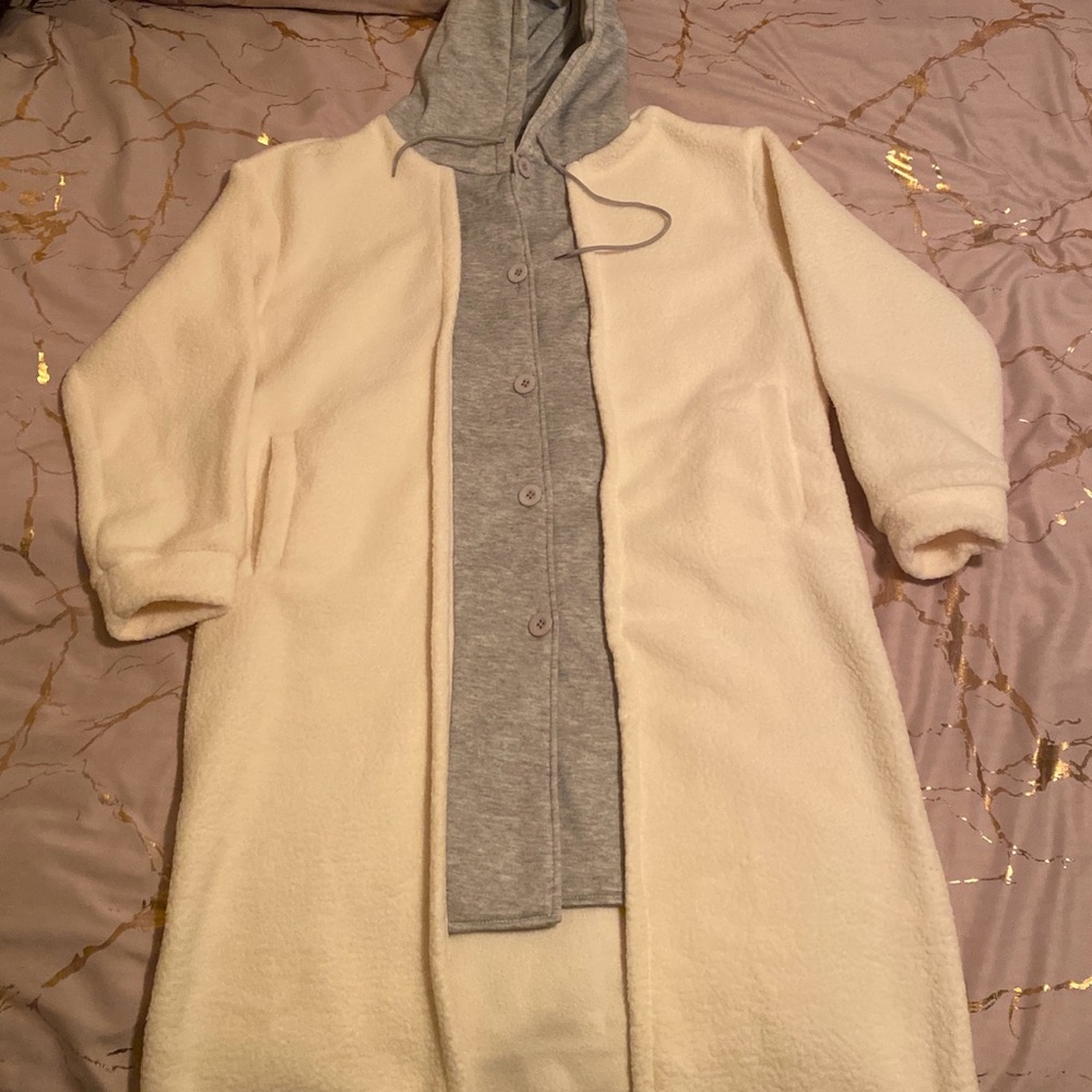 Woman’s Lambswool Hooded Jacket